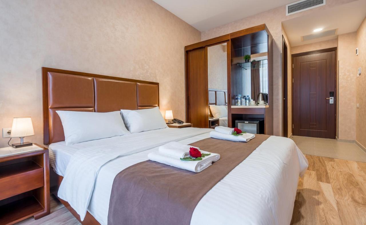 Aura Hotel Τυφλίδα Εξωτερικό φωτογραφία