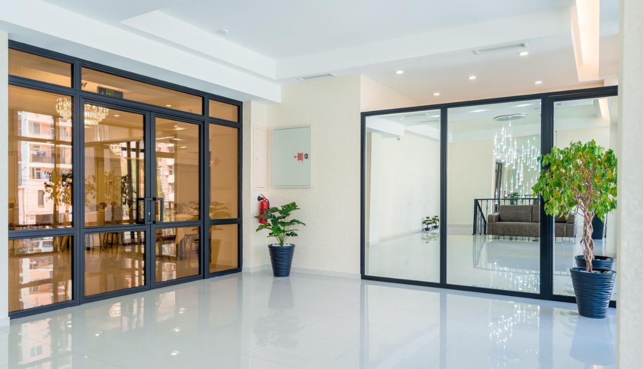 Aura Hotel Τυφλίδα Εξωτερικό φωτογραφία