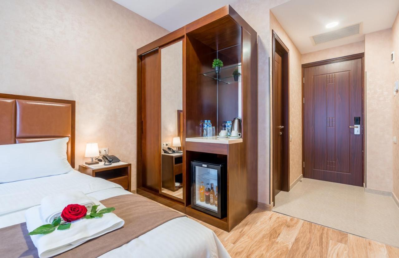 Aura Hotel Τυφλίδα Εξωτερικό φωτογραφία